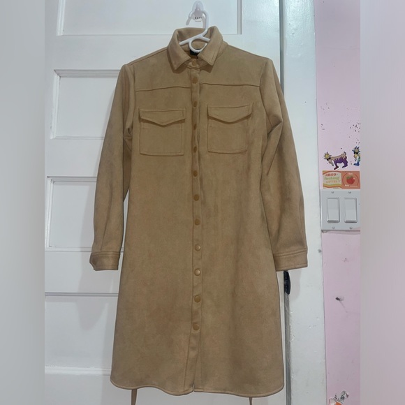 Small Trench Coat by Republic - Picture 2 of 5